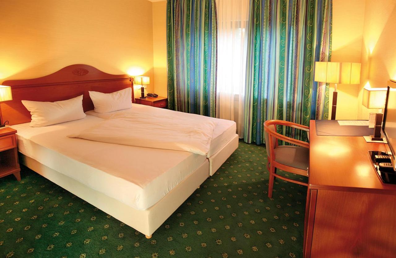 Landhotel Goldener Acker Morsbach  Buitenkant foto